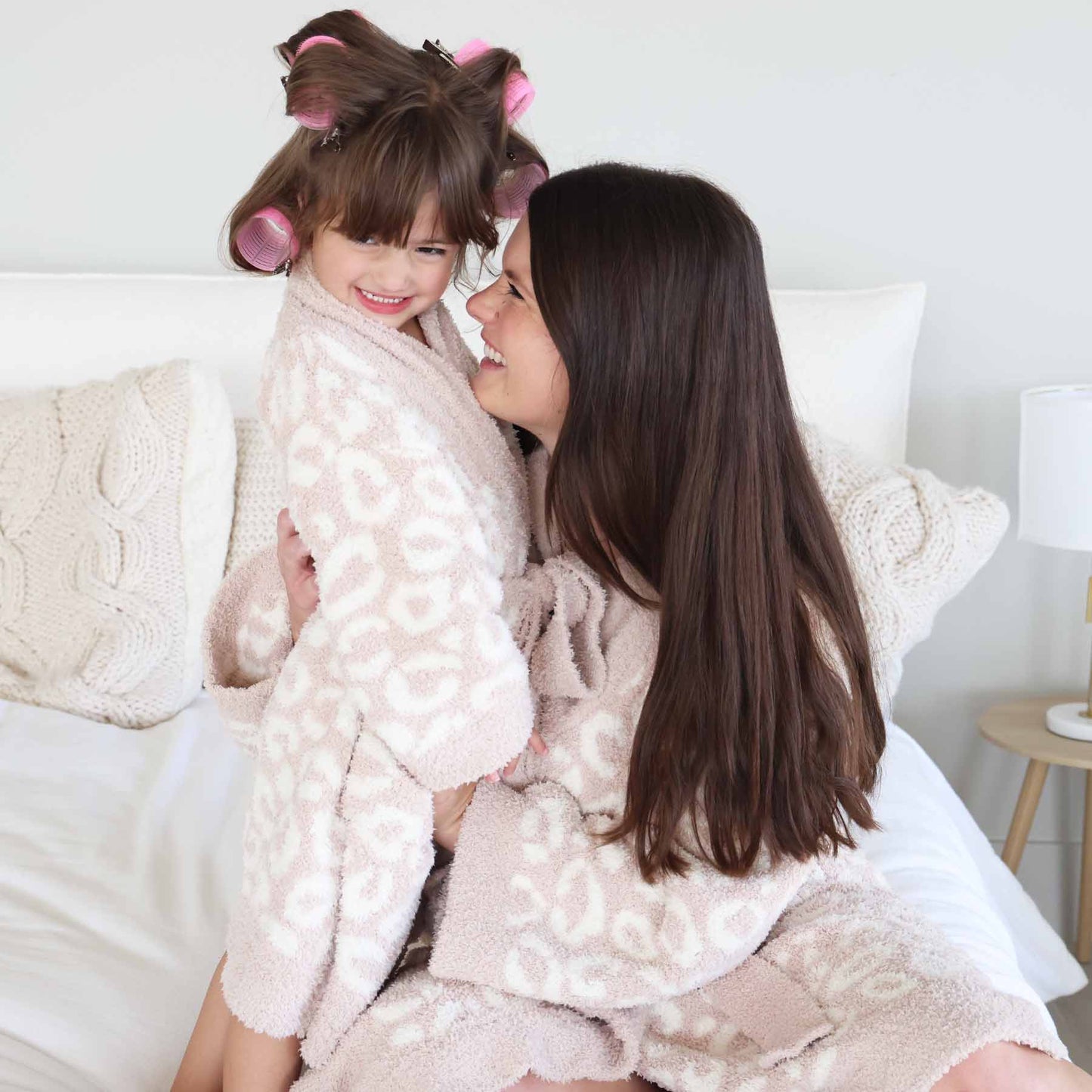 CuddleLane™ Adult Robe | Leopard