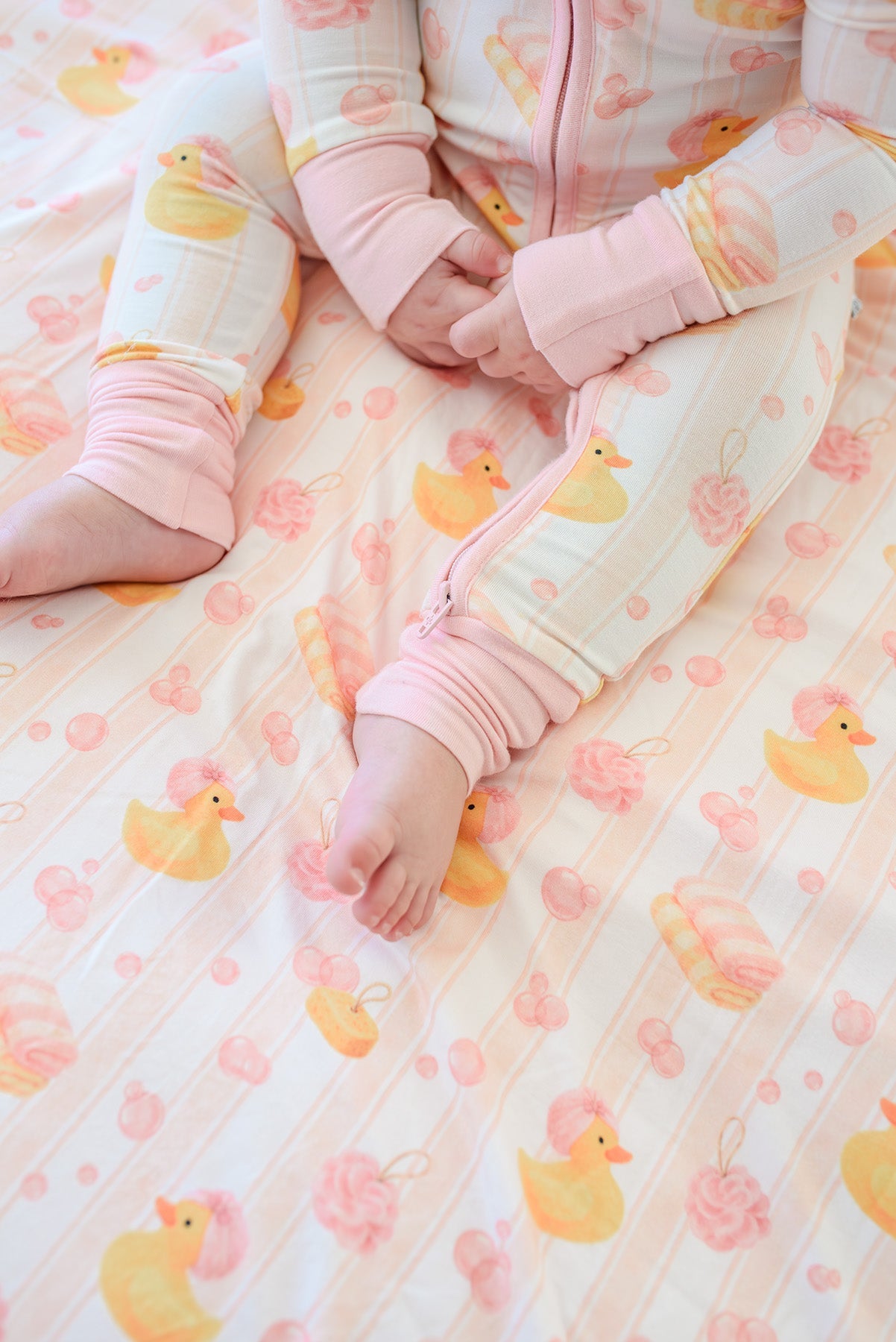 Double Sided Bamboo Blanket | Bubble Duckies Pink