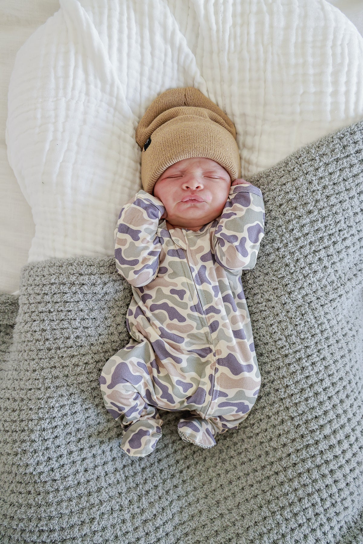 Bamboo Zipper Footie | Camo Cutie