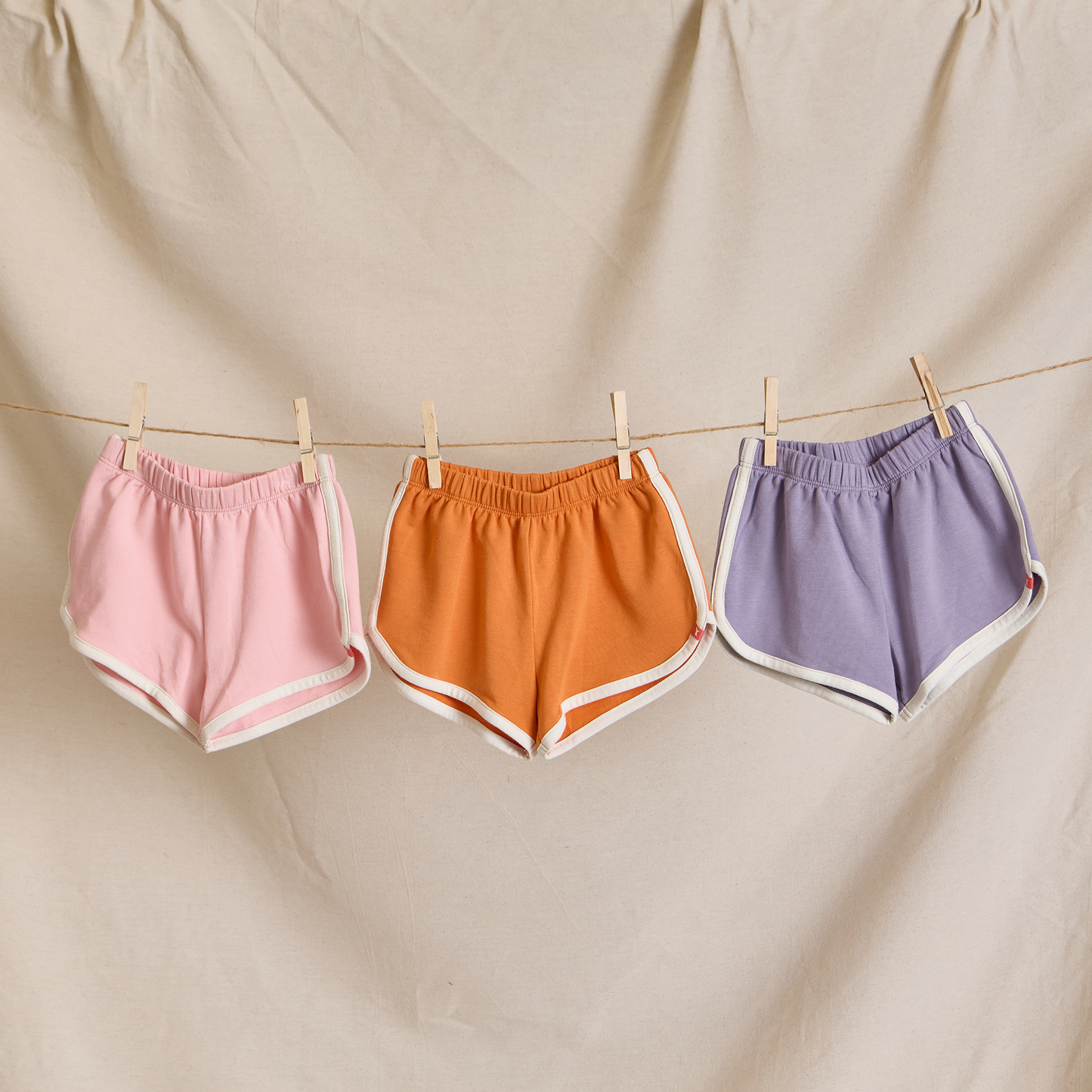 Field Day Contrast Short - Orange