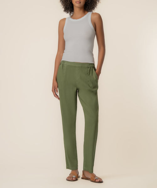 Rosalie Linen Tapered Pant in Dill