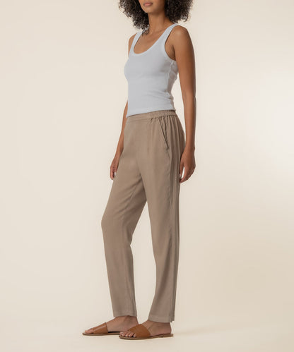 Rosalie Linen Tapered Pant in Khaki