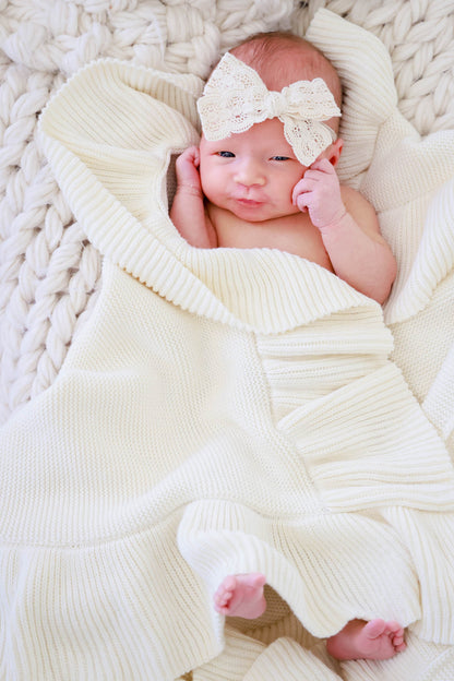 Embroidered Knit Blanket With Ruffle | Ivory