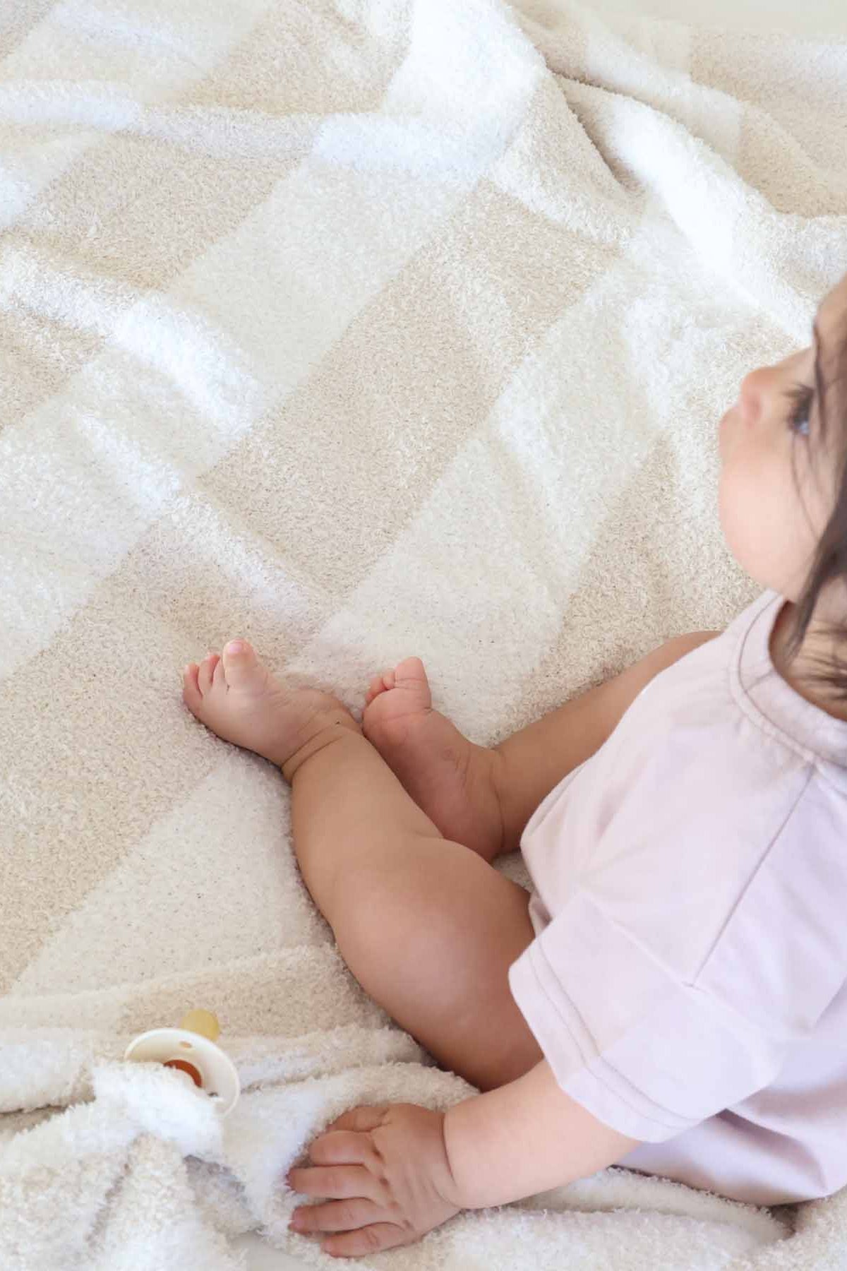 CuddleLane™ Luxe Blankets | Stripe