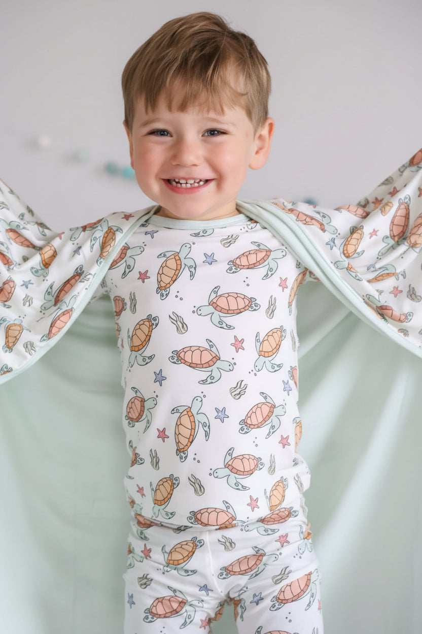 Double Sided Bamboo Blanket | Turtley Rad