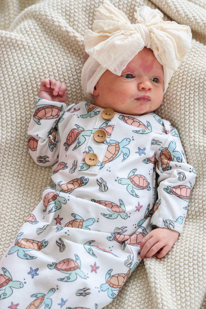 Newborn Baby Knot Gown & Hat Set | Turtley Rad